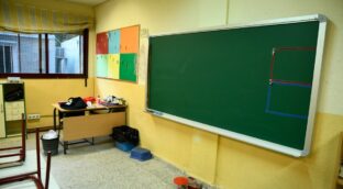 Directores de instituto en Cataluña piden blindarse ante una actuación «no legalmente correcta» contra el castellano