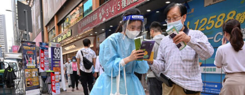 China registra sus primeras muertes por covid en más de un año tras la llegada de ómicron