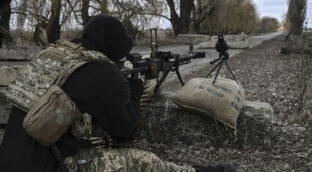 Mercenarios en Ucrania: hasta 2.000 dólares al día por participar en la guerra contra Putin