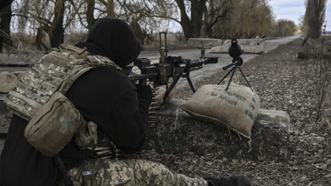 Mercenarios en Ucrania: hasta 2.000 dólares al día por participar en la guerra contra Putin