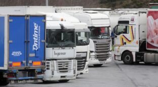 Huelga de transportistas: consecuencias del paro para la industria alimentaria