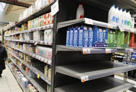 El Gobierno permitirá a los supermercados limitar las compras para evitar el desabastecimiento