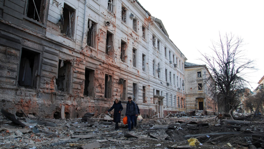 bombardeo ruso jarkov ucrania