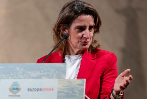 El regulador energético europeo vuelve a dar la espalda a Ribera: el mercado funciona bien