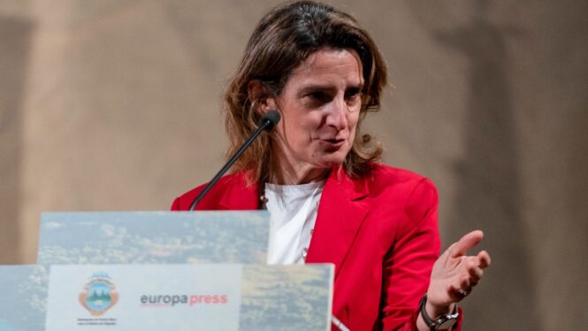 El regulador energético europeo vuelve a dar la espalda a Ribera: el mercado funciona bien