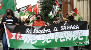 Garzón se reúne con el Polisario para trasladar su rechazo al giro del PSOE