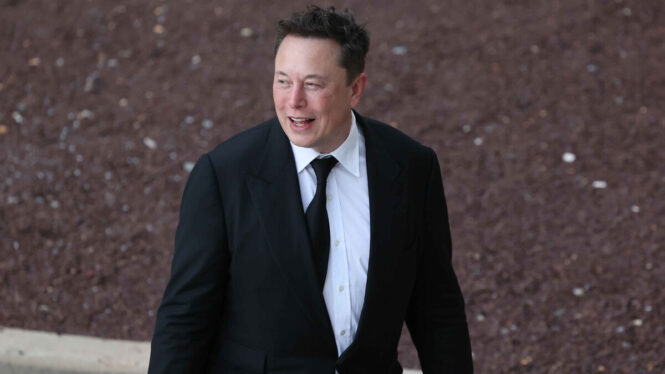 Twitter acepta la oferta de Elon Musk y le da control total de la compañía