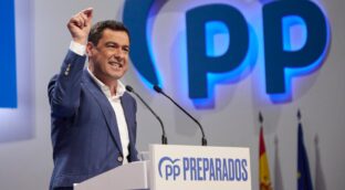 El PP sale de Sevilla con aroma a «inminentes» elecciones en Andalucía