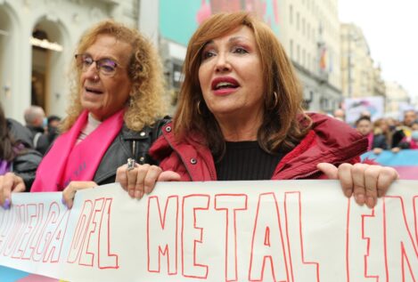 Colectivos trans piden una reunión a Sánchez y acusan al Poder Judicial de «intoxicar»