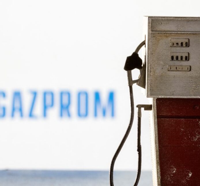 Un barco con gas alquilado por Gazprom llegará al puerto de Sagunto