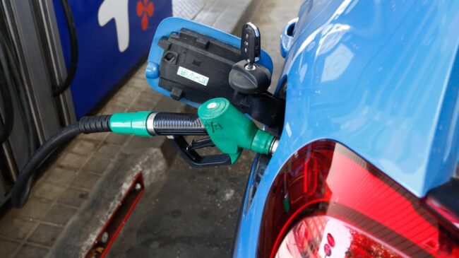 BBVA estima que la rebaja de los carburantes tendrá un impacto «marginal» sobre la inflación