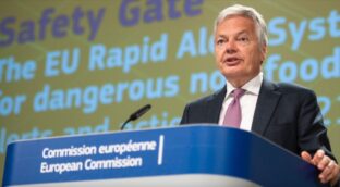 El Govern lanza una ofensiva en Bruselas para explotar el 'catalangate' a nivel internacional