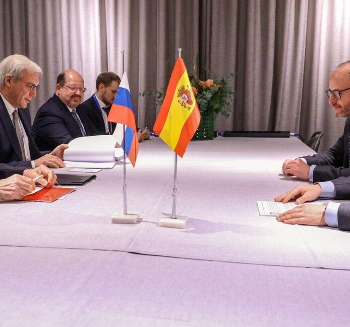¿Por qué perjudica más a España que a Rusia la expulsión recíproca de diplomáticos?