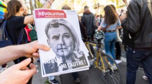 Del «no pasarán» antifascista al «ni Macron, ni Le Pen»