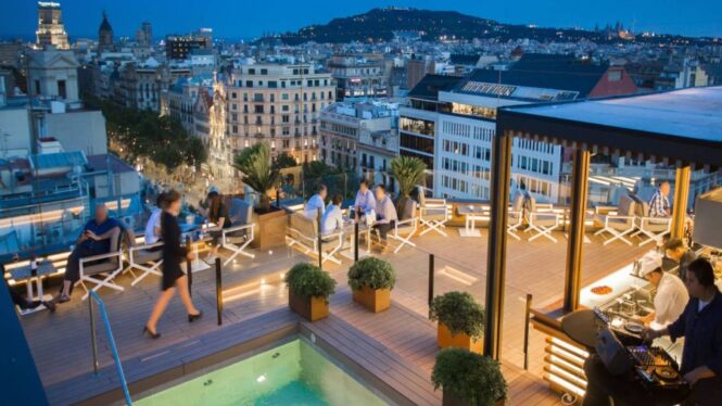 Terrazas con vistas, siete recomendables en hoteles de ciudad