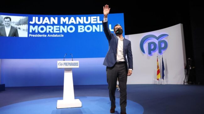 EL CIS andaluz da la absoluta a la suma del PP y Vox y deja al PSOE 13 escaños de Juanma Moreno