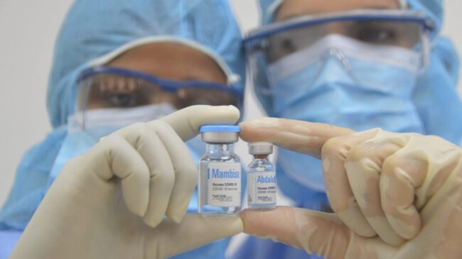 Cuba ultima una de las pocas vacunas nasales contra la covid-19