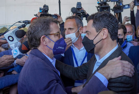 La contradicción del PP con las mascarillas: Andalucía pide mantenerlas, Madrid eliminarlas
