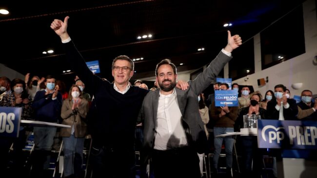 Feijóo pone nervioso al líder del PP en Castilla-La Mancha al promocionar a una potencial rival