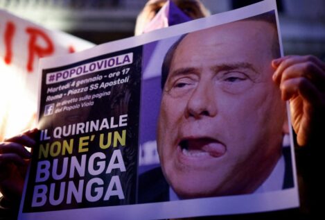 Italia exige 10,5 millones a Berlusconi por dañar la reputación del país