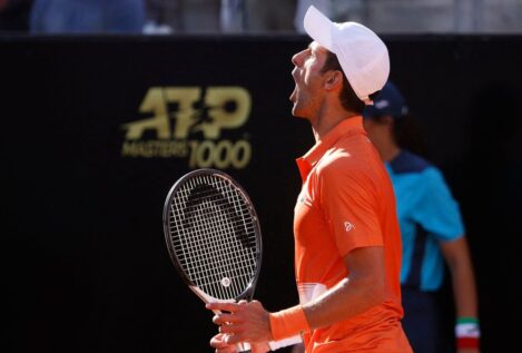 Djokovic gana por sexta vez el Masters 1000 de Roma tras vencer a Tsitsipas