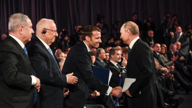 Putin, Macron y Scholz coinciden en la necesidad de reactivar las conversaciones de paz