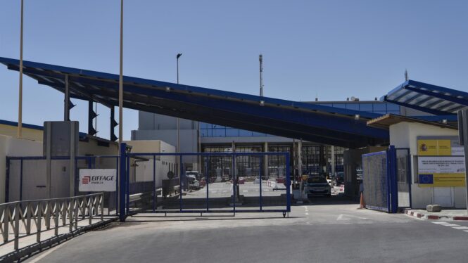 Reabren las fronteras de Ceuta y Melilla en una primera fase restringida para evitar incidentes