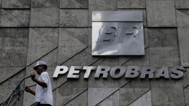 El Gobierno de Bolsonaro cesa al tercer presidente de Petrobras tras un mes en el cargo