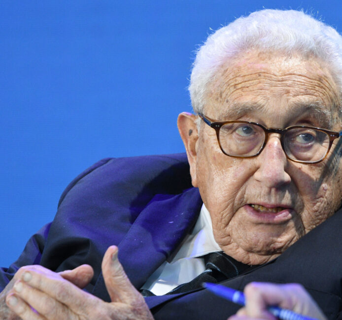 Kissinger y el fin de la guerra en Ucrania