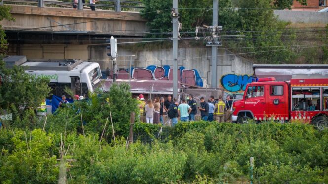 Todos los heridos en el accidente de trenes de Sant Boi reciben el alta hospitalaria