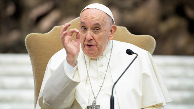 El Papa insinúa que «los ladridos» de la OTAN hacia Rusia han podido facilitar la invasión de Ucrania