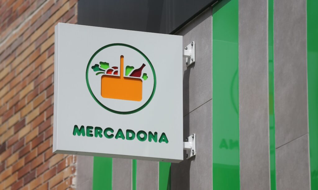 Las tiendas Mercadona permanecerán cerradas el domingo 15 y el lunes 16 de mayo en múltiples municipios de Madrid. 