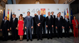 Podemos planta a Sánchez y al Rey en el 40 aniversario del ingreso de España en la OTAN