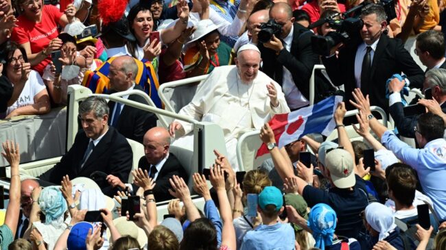 El Papa canoniza a una víctima del nazismo y a otros nueve santos