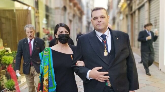 El 'polémico' letrado de Granada que sustituirá a Macarena Olona en el Congreso