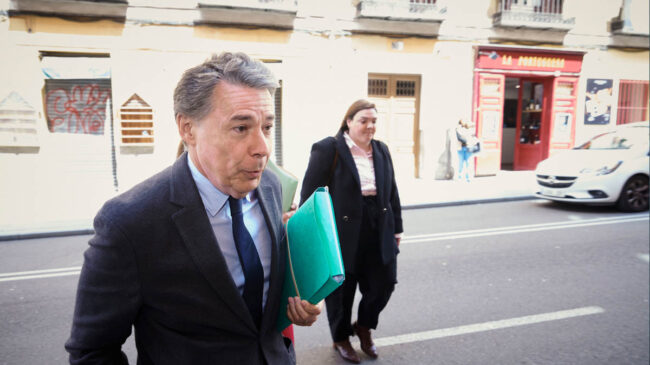 El juez archiva la investigación a Ignacio González por blanqueo en el caso Lezo