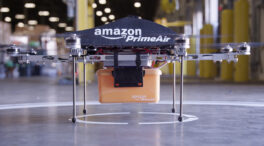 Amazon comenzará a enviar paquetes pequeños con 'drones' a finales de este año