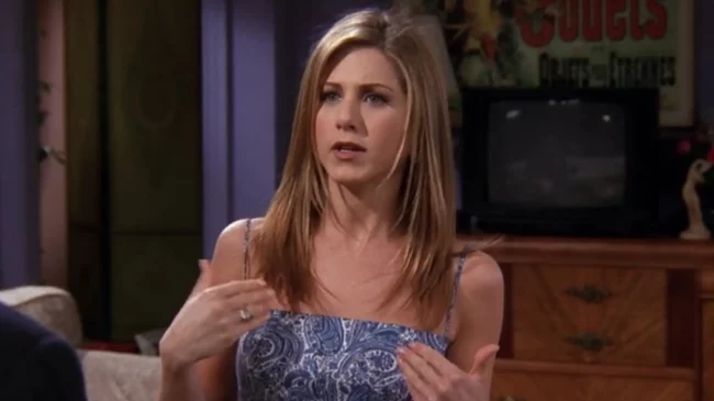 Jennifer Aniston aún se pone un vestido que 'robó' de la serie 'Friends' (20 años después)