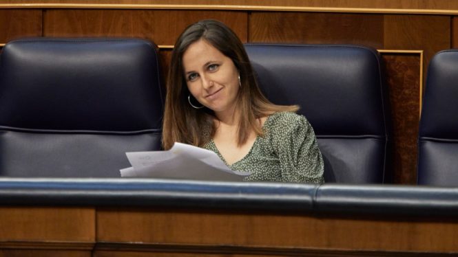 Podemos advierte a Díaz de consecuencias graves si acepta el acuerdo militar de Sánchez