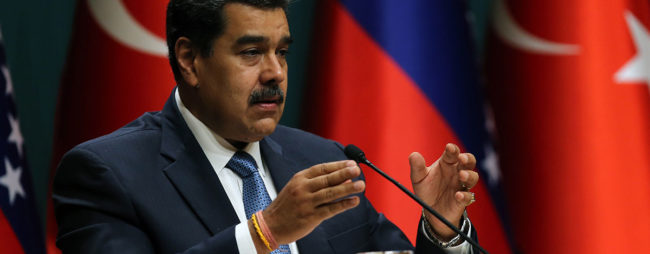 Un diputado pregunta al Gobierno si Maduro violó el veto de sobrevolar el territorio de la UE