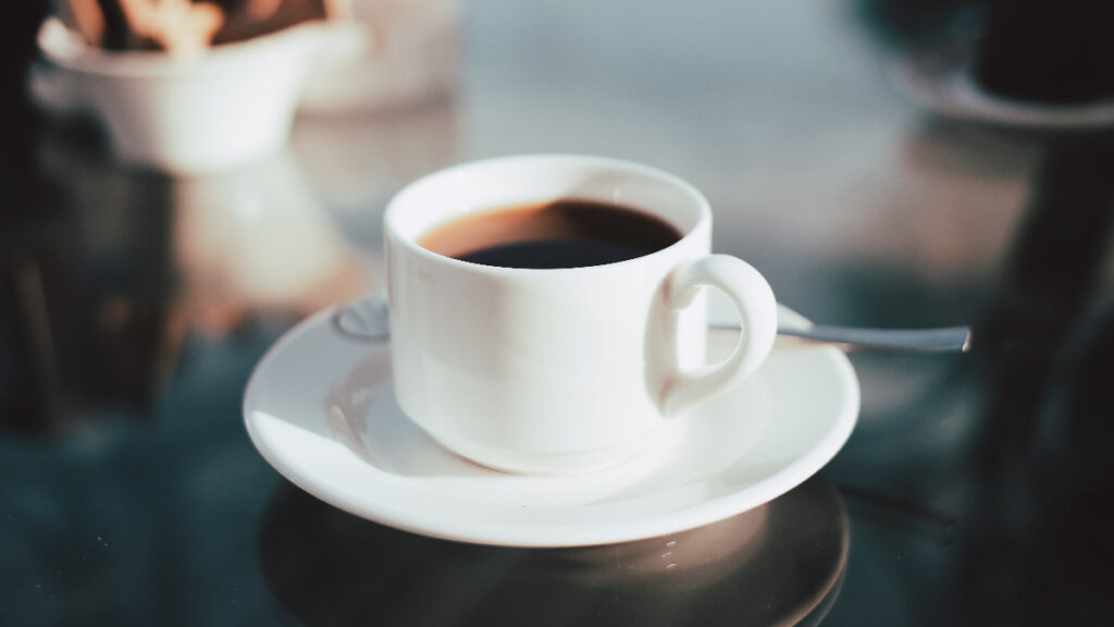 Consumir café o té acelera el metabolismo. ©Unsplash.