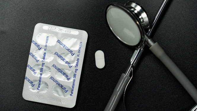 El lado oscuro del paracetamol: una de las causas más comunes de trasplante hepático