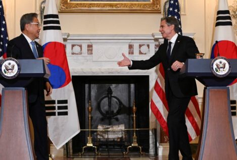 EEUU anuncia que trabaja con Japón y Corea del Sur contra «la amenaza» de Corea del Norte