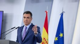 Pedro Sánchez culpa a «las mafias» del salto a la valla de Melilla y lamenta las muertes