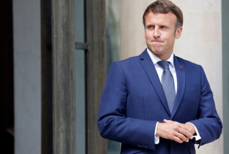 Francia vota en unas legislativas cruciales para Macron, que podría perder la mayoría absoluta