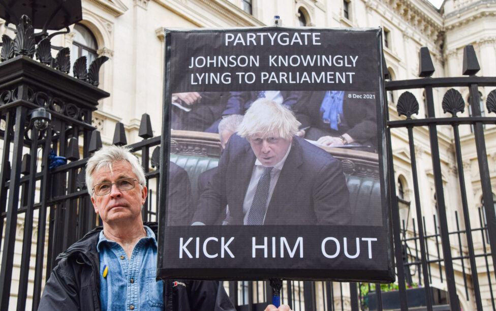 Johnson se someterá este lunes a una moción de censura interna por el 'Partygate'
