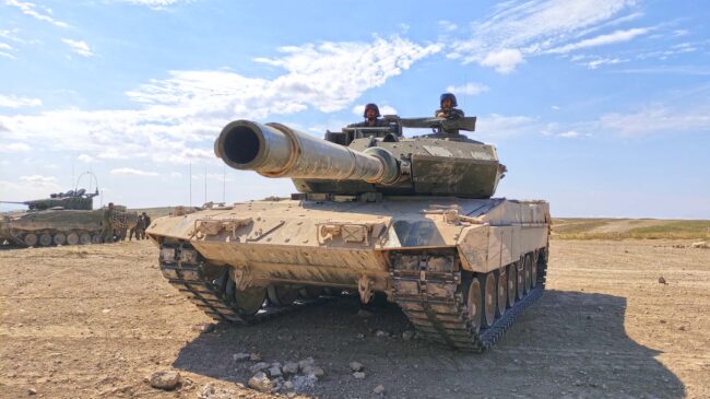 Jarro de agua fría para Ucrania: España no enviará tanques 'Leopard' por su mal estado