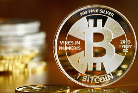 Las criptomonedas ahondan sus pérdidas: el bitcoin pierde los 22.000 dólares por primera vez desde 2020