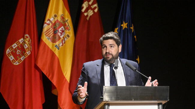 López Miras ve con «agrado» la propuesta de crear la provincia de Cartagena