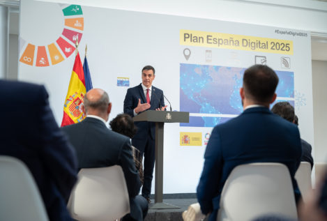 Sánchez convoca a la élite empresarial con la promesa de nuevos fondos para digitalización